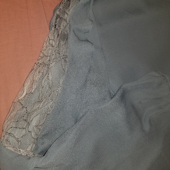 WAYF blouse - Picture 6 of 6